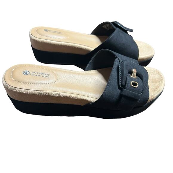 Giani Bernini Ashllyn Memory Foam Wedge Sandals Slip On Buckle Strap  NEW Size 9 - Picture 7 of 11